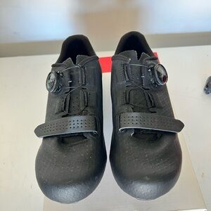 Bontrager Cycling Cleats with Dial Closure